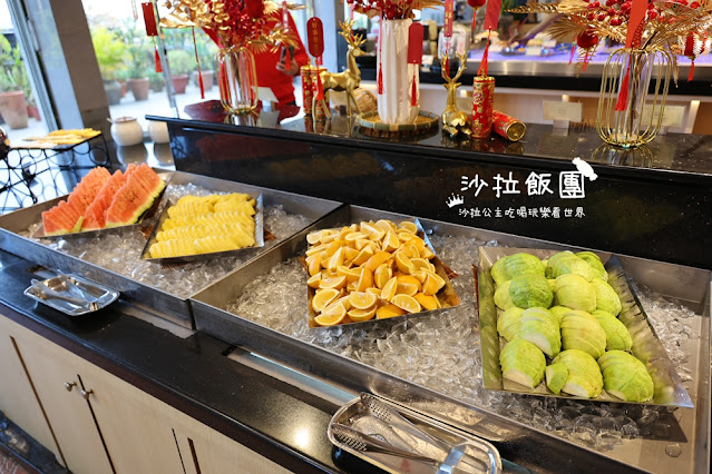 墾丁美食『墾丁凱撒大飯店發現西餐廳』海景自助式buffet