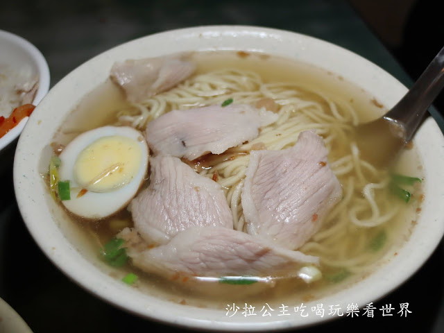 士林前港美食『嘉義正宗火雞肉飯』士林小吃/好吃火雞肉飯