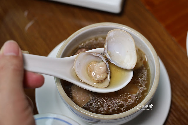 鴻龍宴台中超狂活蝦料理，大船霸氣開進餐廳