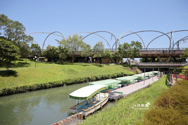 3000株日本波波草超療癒，台版羊角村、大碗公溜滑梯