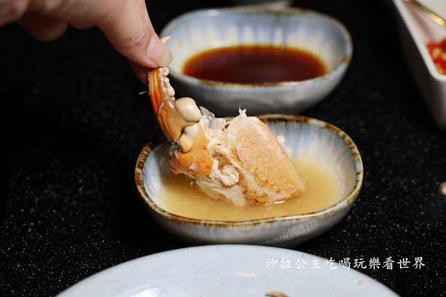 台北海鮮火鍋推薦『竹苑shabu』吃火鍋有生魚片.鰻魚飯.金條和牛握壽司.開胃菜無限供應捷運忠孝復興站