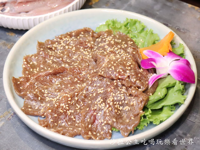 台北火鍋『老撈麻辣鍋』商業午餐/宵夜美食/新派火鍋及私房料理/捷運南京復興站