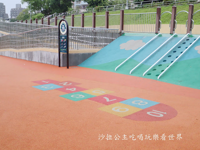 【木柵特色公園】道南河濱共融式遊戲區『火車主題親子公園』北市最大