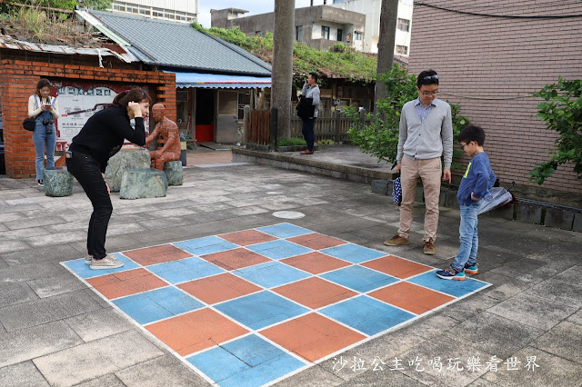 宜蘭頭城景點『頭城老街』彩繪牆網美最愛打卡景點、漫步私訪古色古香的彩繪街道