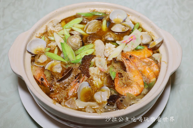 北部五星級飯店的台菜餐廳『台北福華飯店-蓬萊邨』台灣經典廟口桌宴.秋蟹