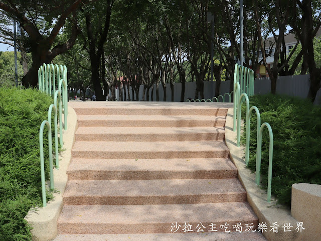 新竹景點/共融公園/北台灣最大沙坑『新竹公園』特色公園/溜滑梯/盪鞦韆/新竹孔廟旁