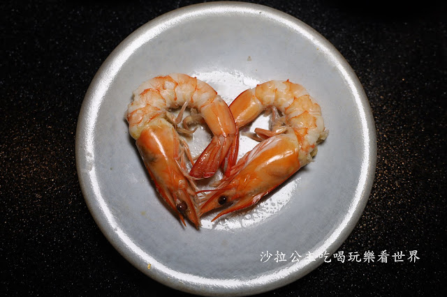 台北海鮮火鍋推薦『竹苑shabu』吃火鍋有生魚片.鰻魚飯.金條和牛握壽司.開胃菜無限供應捷運忠孝復興站