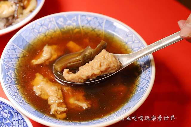 黑金滷肉飯『小王煮瓜』萬華華西街夜市美食.2020必比登推薦.捷運龍山寺站