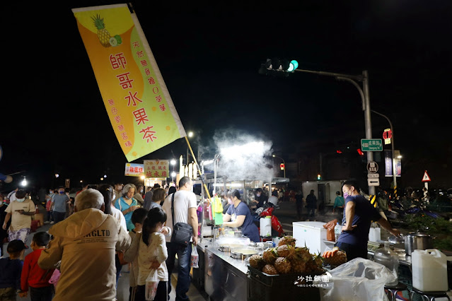 週六限定：冬山夜市，好多排隊美食，冬山車站門口