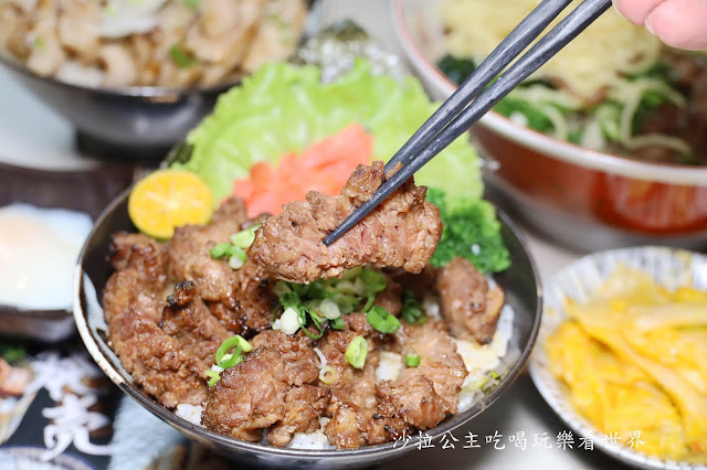 基隆燒肉/基隆美食『牛丁次郎坊x深夜裡的和魂燒肉丼x基隆廟口支店』免費雞白湯