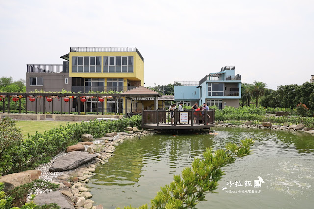 2500坪超狂親子民宿『親水89饗樂民宿』餵浣熊.溜羊.餵魚.餵兔子/大型磨石子溜滑梯/特斯拉充電站/有電梯