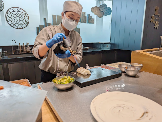 新莊吃到飽『饗饗新莊店』超難吃到新北最強吃到飽，360度高空環景