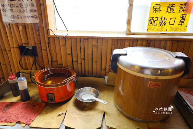 礁溪必吃脆皮多汁『火山爆發雞』免費豬油拌飯，吃完我都火山爆發了