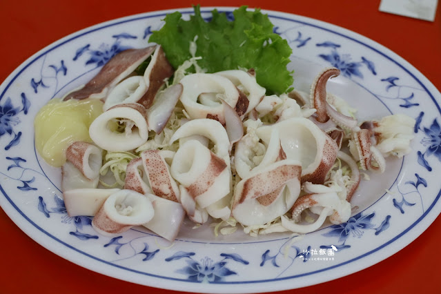 高雄旗津海鮮餐廳『海忠寶活海產』好吃又便宜，免費白飯吃到飽