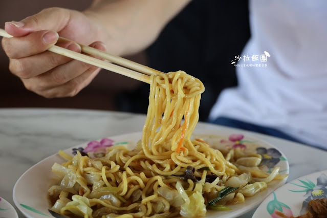 淡水美食『大胖活海產』漁人碼頭人氣美食、浪漫玻璃屋、海景餐廳