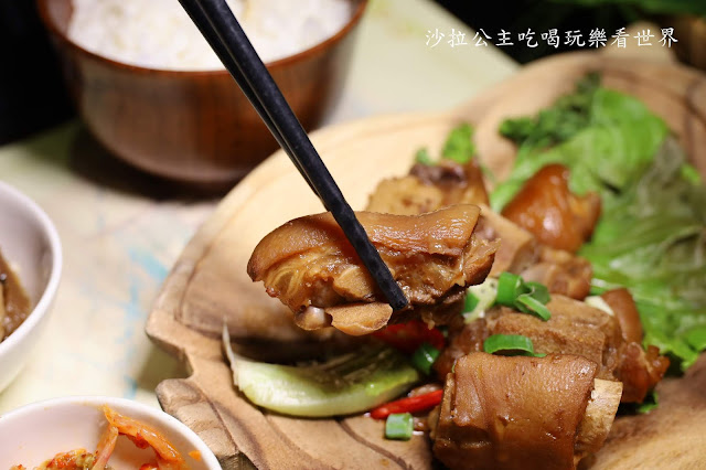 南投日月潭水社碼頭美食推薦【邵族風味餐】比臉盆還大/碼啡館(碼頭休閒大飯店)