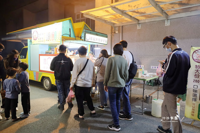 週六限定：冬山夜市，好多排隊美食，冬山車站門口