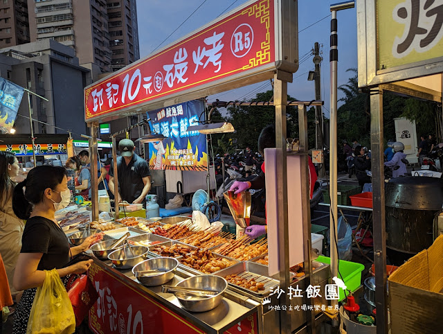 嘉義小吃『彌陀夜市』當地人逛的夜市，每周只開兩天