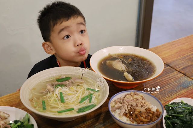 宜蘭五結美食『鴨寶鴨肉飯』必吃霸氣鴨肉飯整碗鋪滿滿CP值超高