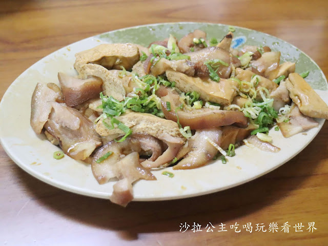 桃園美食/人氣排隊店『巧合珍牛肉麵(總店)』春日路/中藥湯頭/附停車場/老店