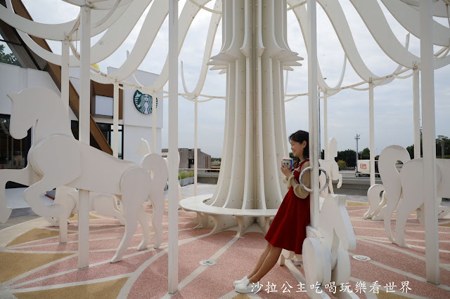 首座夢幻積木城堡門市『星巴克Starbucks(泰安南門市)』台中咖啡.泰安服務區