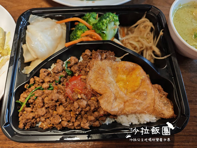 士林夜市泰式料理『FB食尚曼谷』商業午餐只要百元白飯、飲料、甜湯吃到飽