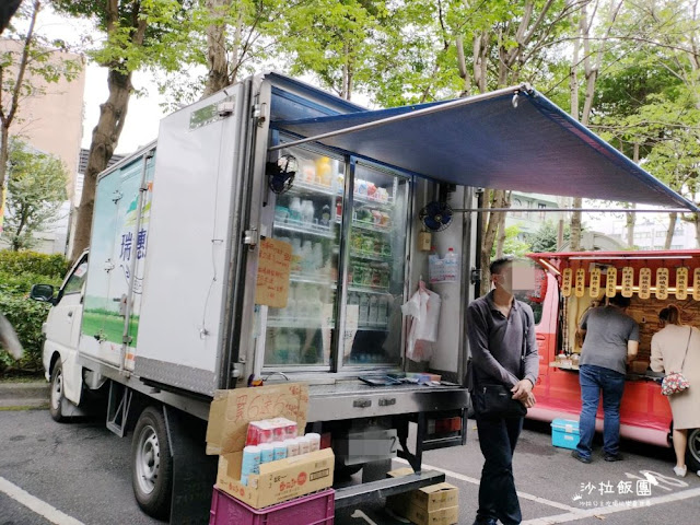 五股工業區平日上班時段才有的餐車市集，路過不要錯過一天只賣2小時