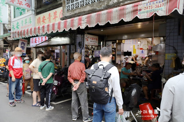 基隆美食『阿華炒麵』基隆廟口人氣排隊美食