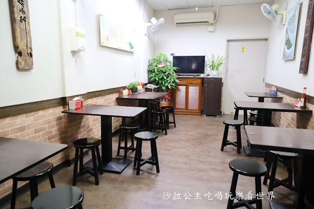 萬華美食『源芳刈包』華西街夜市美食.2020必比登推薦.老店.龍山寺