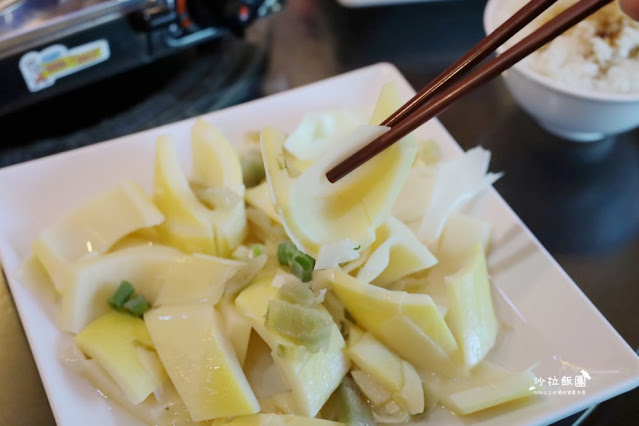 『台灣磚窯雞平鎮店』桃園人氣烤雞，雞油飯免費吃