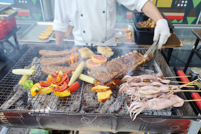 『南方莊園渡假飯店』不用遠赴峇里島戶外綠地BBQ來這裡體驗燒烤吃到飽