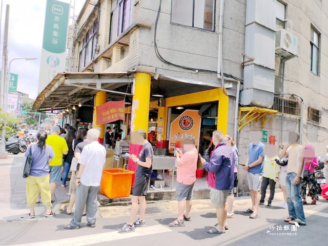 士林美食『金馥記烤鴨』排隊人氣外帶店、全國烤鴨王冠軍、士林捷運站