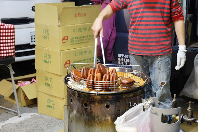 週六限定：冬山夜市，好多排隊美食，冬山車站門口