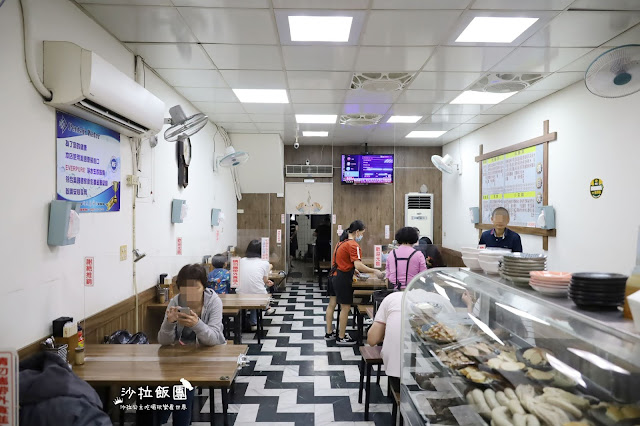 三峽老街美食/人氣排隊店『古伯手工米苔目』粄條/米苔目/各式小菜