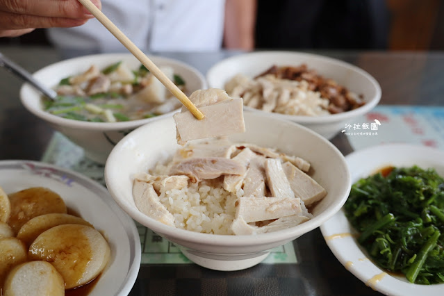 嘉義雞肉飯當地人推薦火雞肉飯『郭家美食』粿仔湯、米腸