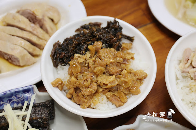 礁溪人氣美食小吃『陳旺記鴨片飯』梅干滷肉飯、鴉片飯必點