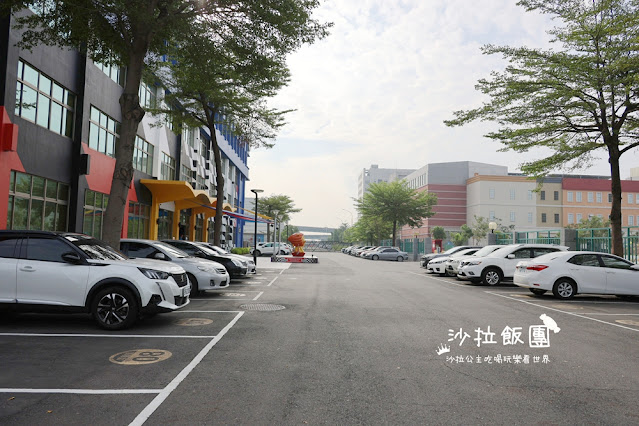 高雄親子住宿『華園大飯店草衙館』鈴鹿賽道樂園、SKM Park走路一分鐘