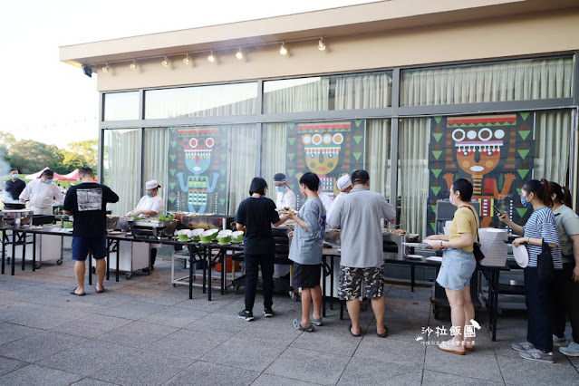 『南方莊園渡假飯店』不用遠赴峇里島戶外綠地BBQ來這裡體驗燒烤吃到飽