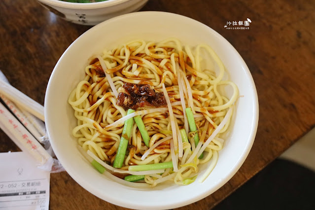 苗栗美食三灣鵝肉，每天都在排隊，不給訂位用餐時段都客滿